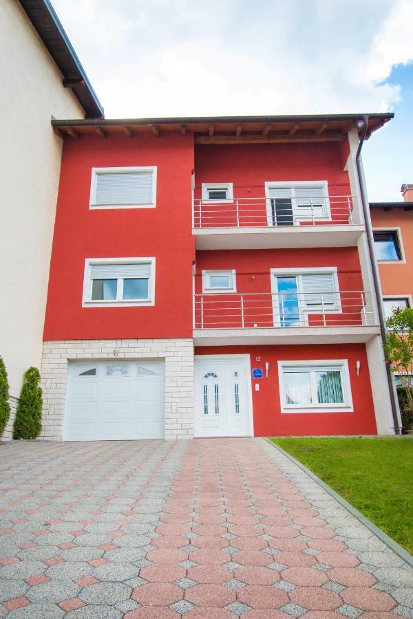 Nada Apartment Karlovac Exterior photo